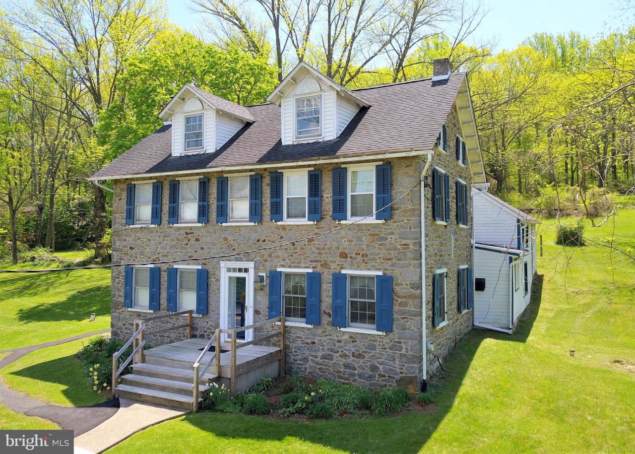 183 Gravel Pike - Photo 1