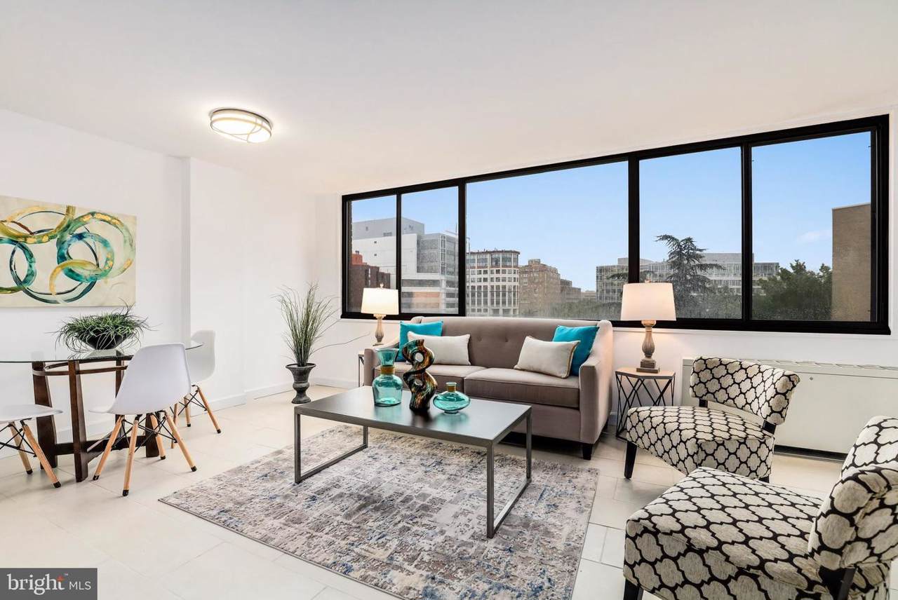 2201 L Street - Photo 1