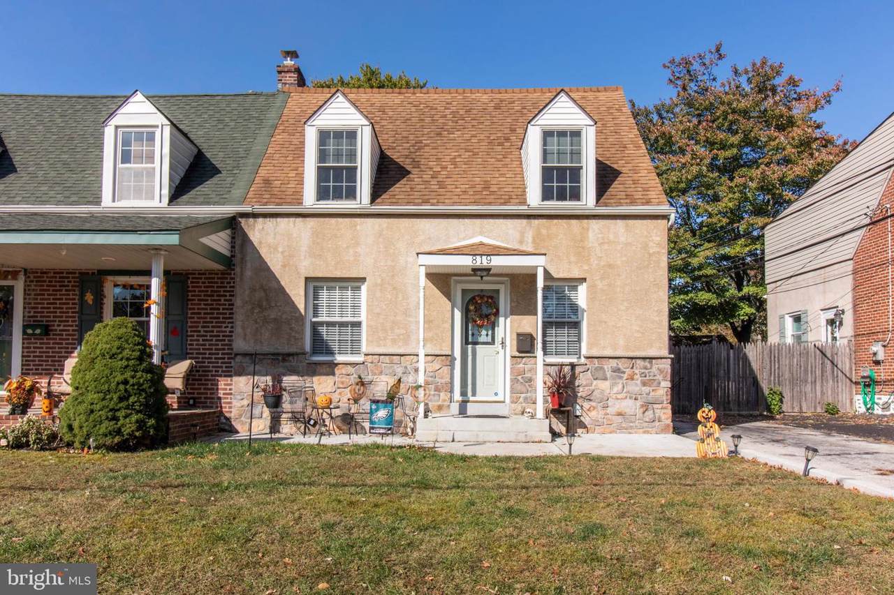 819 Fairview Road - Photo 1