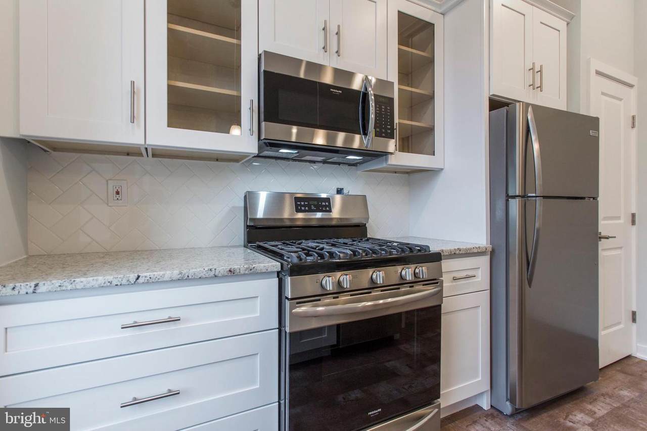 1318 Broad Street - Photo 1