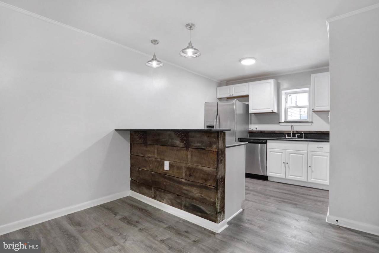 205 Princess - Photo 1