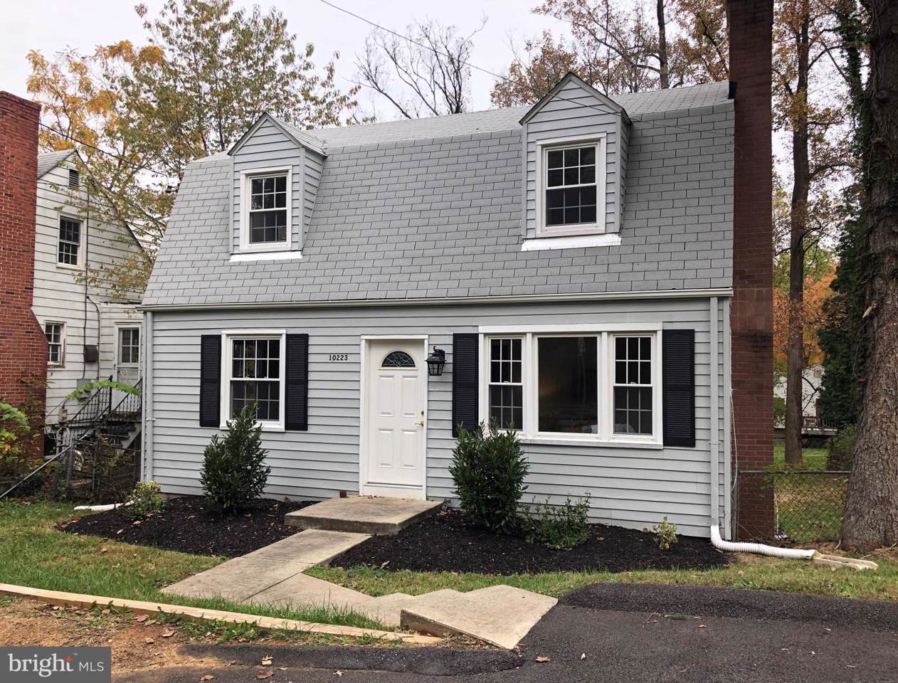 10223 Capitol View Avenue - Photo 1