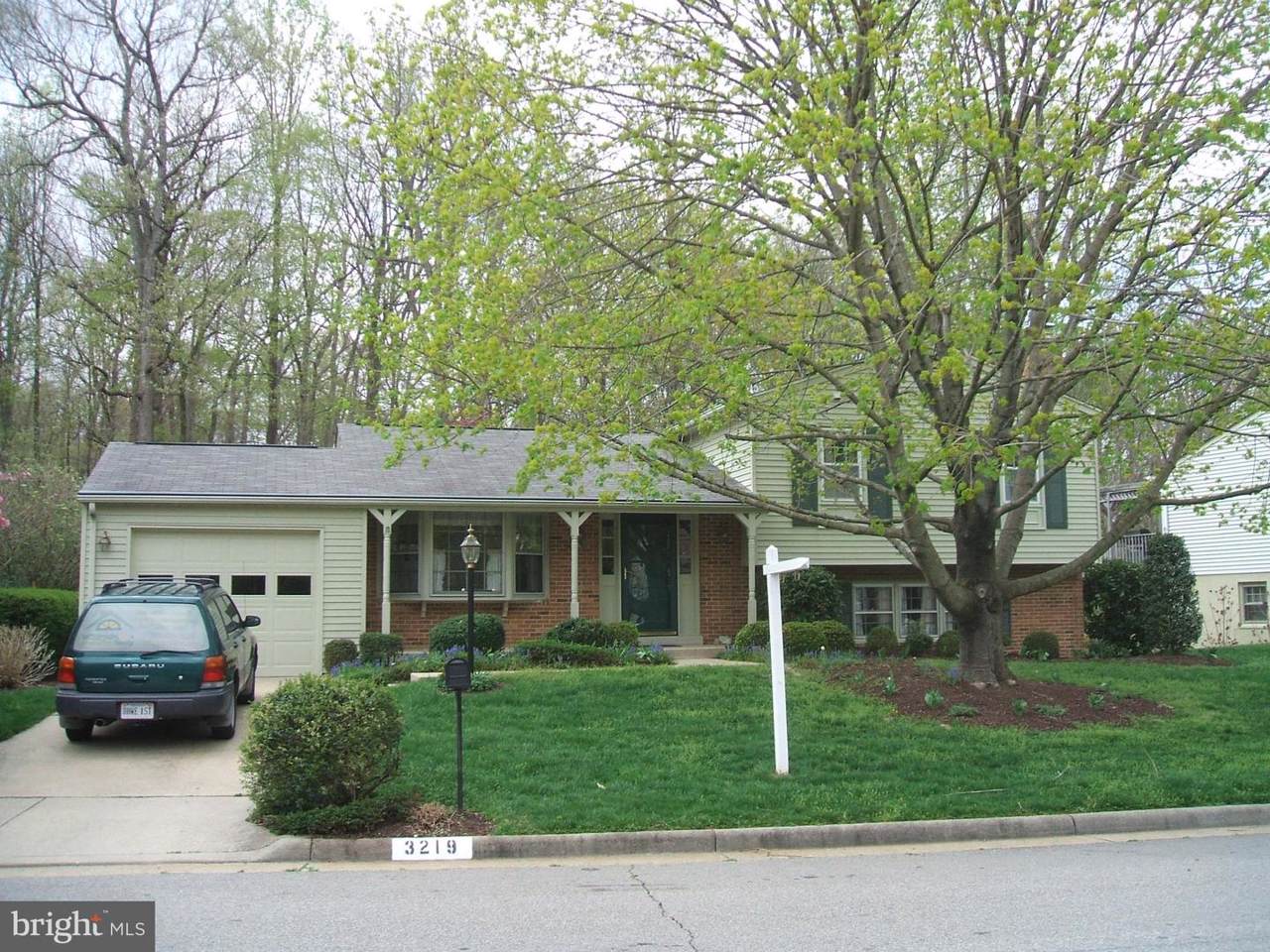 3219 Manitoba Drive - Photo 1