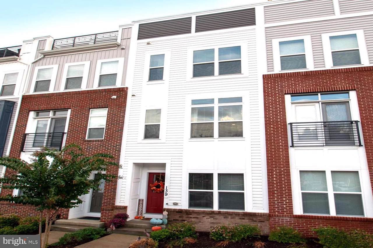 139 Lejeune Way - Photo 1