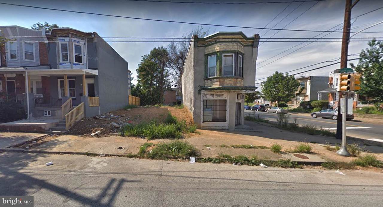 476 50TH Street - Photo 1