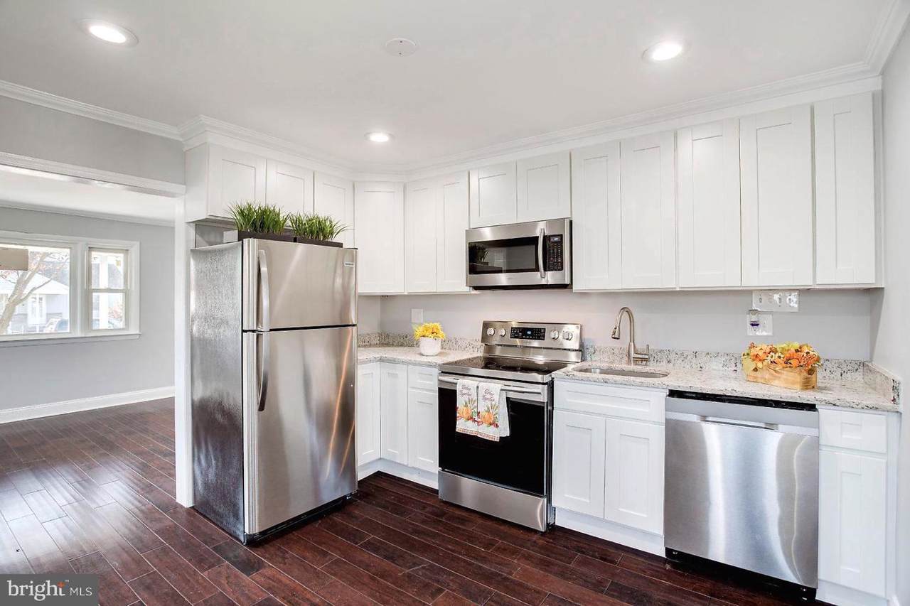 10 Chandelle Road - Photo 1