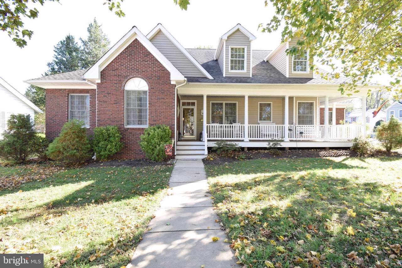410 Melvin Avenue - Photo 1