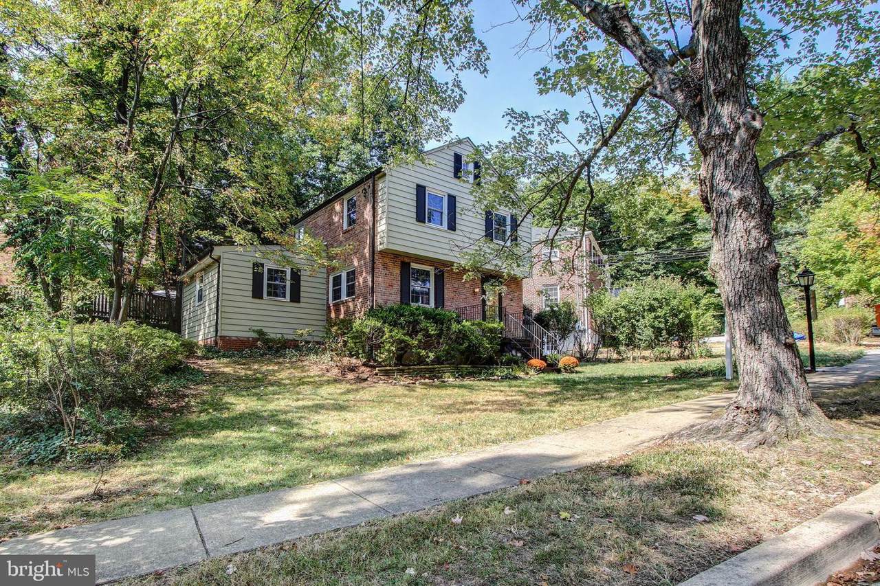 7200 Hilton Avenue - Photo 1