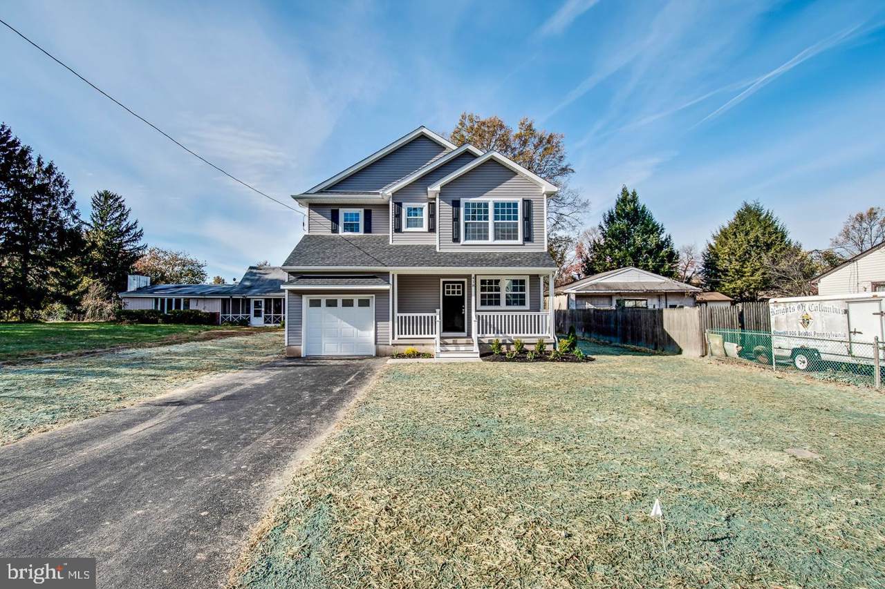 418 Elm Avenue - Photo 1
