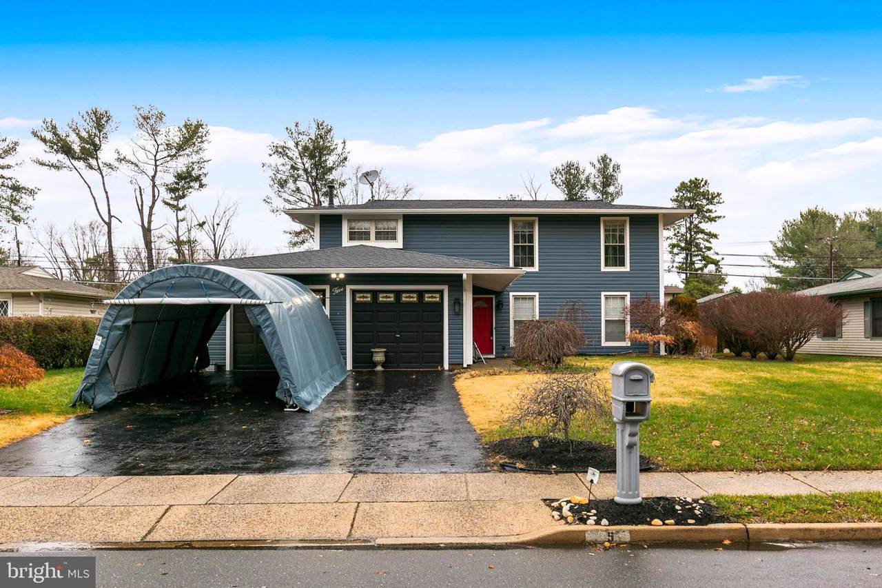 5 Buckingham Drive - Photo 1