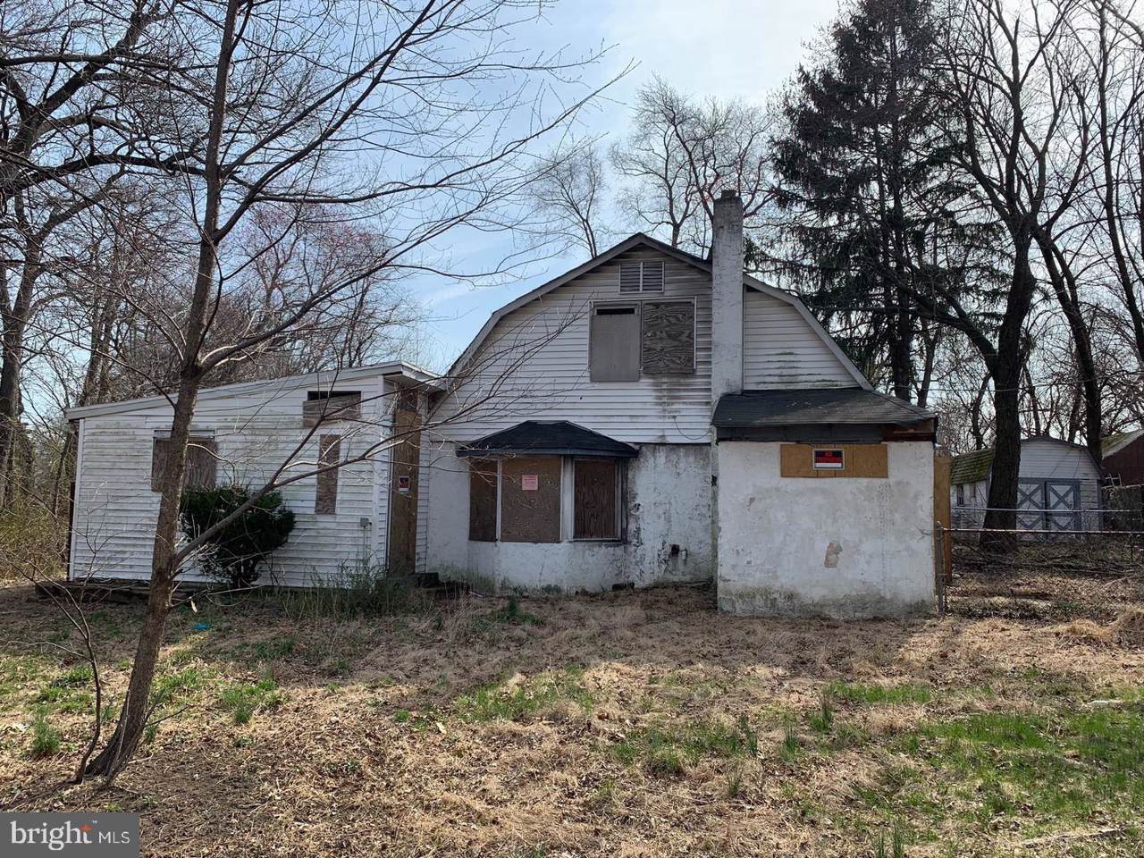 516 Western Avenue - Photo 1