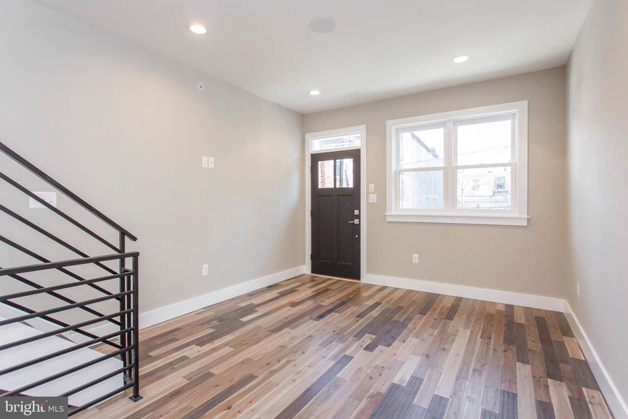 1512 Dorrance Street - Photo 1