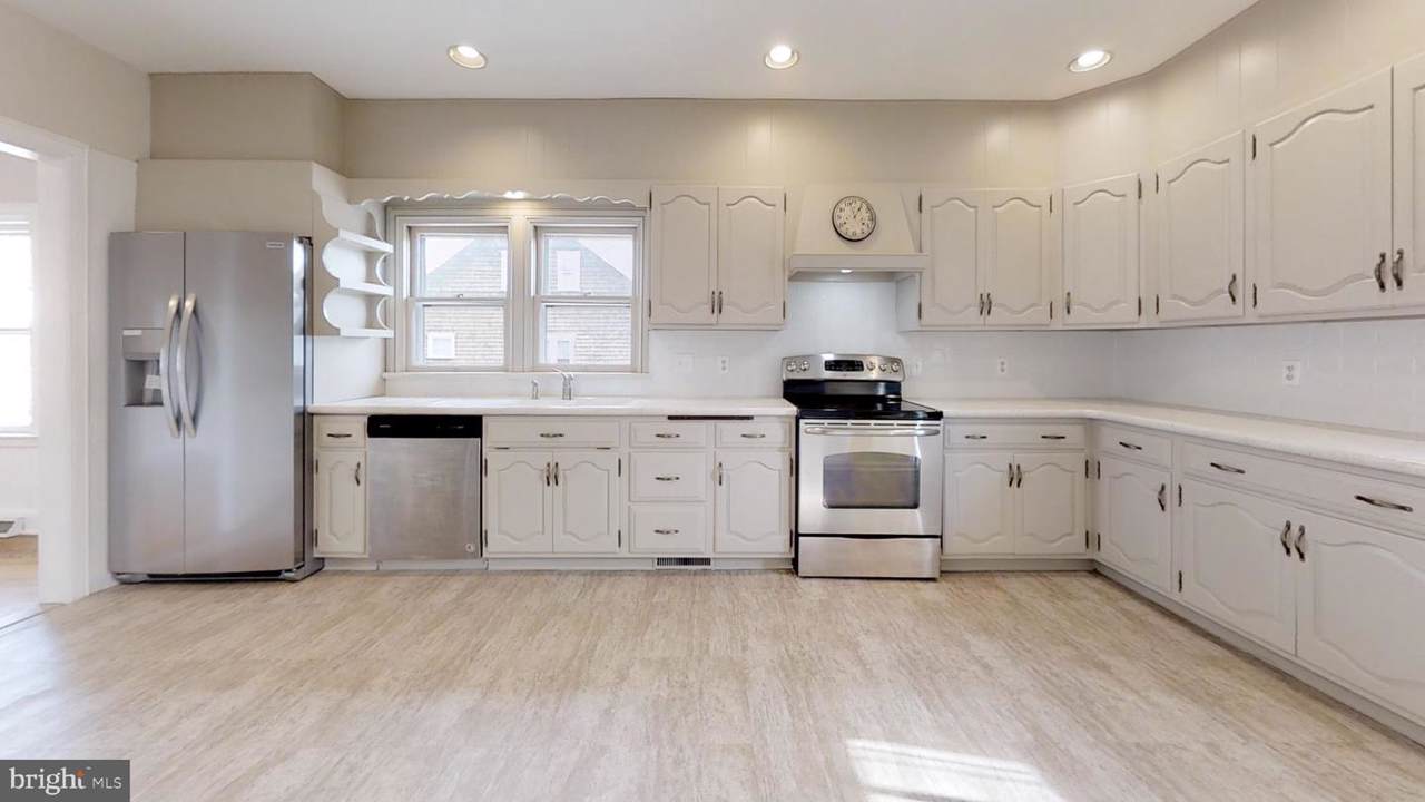 6 Elmhurst Place - Photo 1