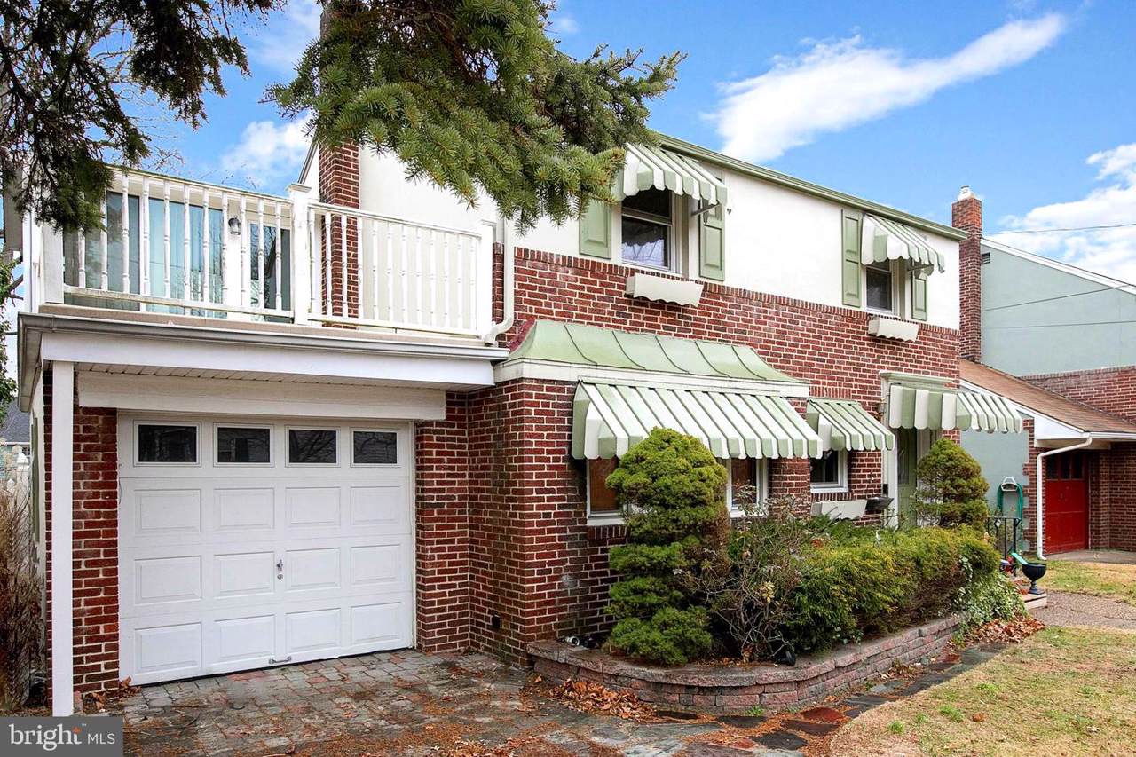 204 Harding Avenue - Photo 1