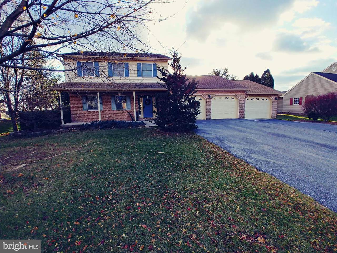 925 Blueberry Lane - Photo 1