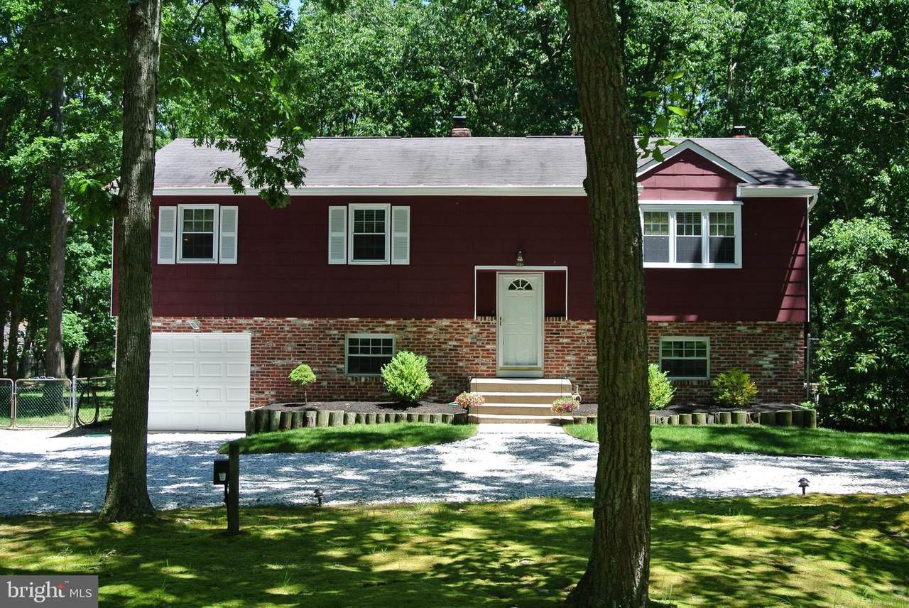 11 Acorn Drive - Photo 1