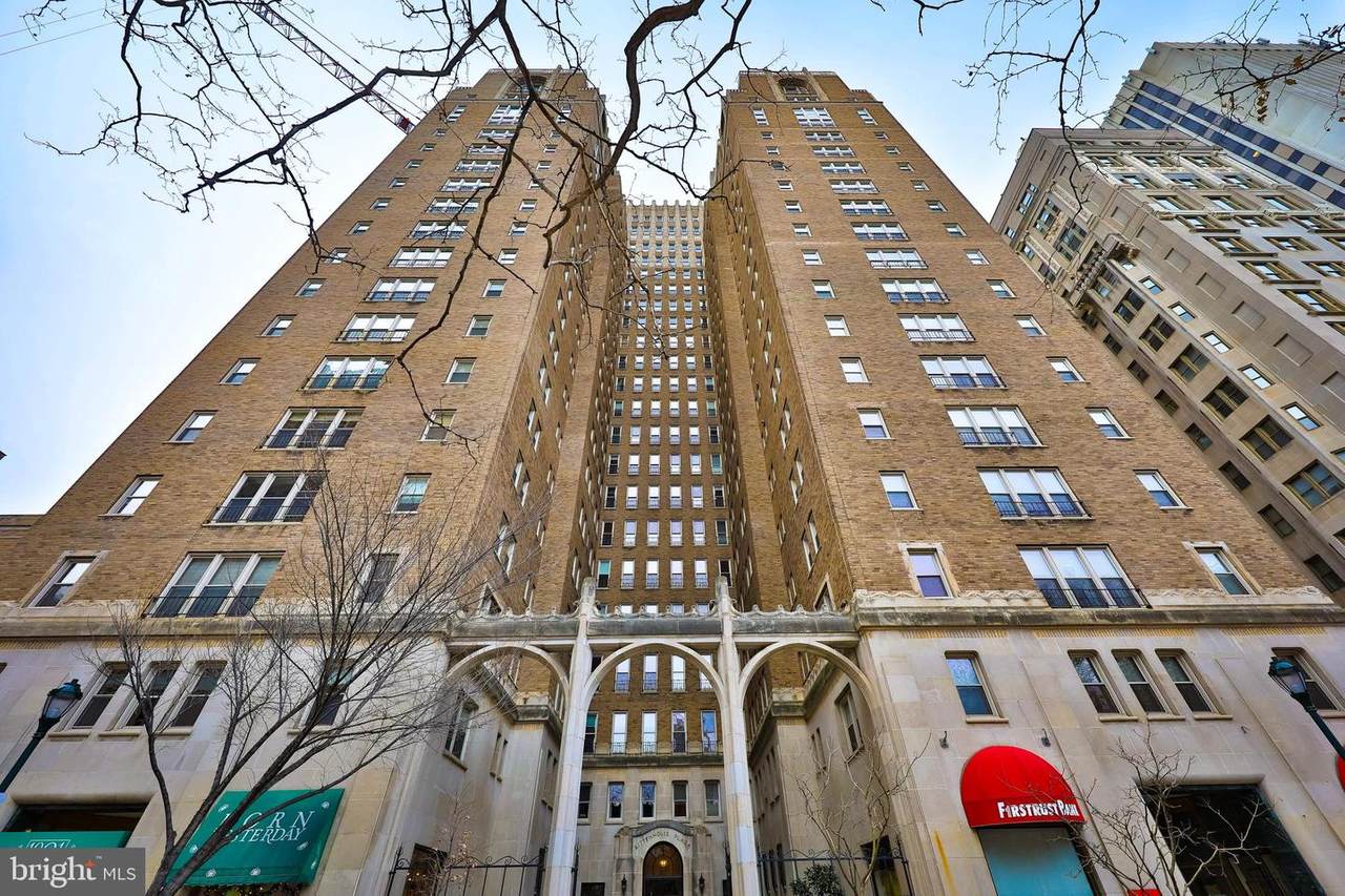 1901 Walnut Street - Photo 1