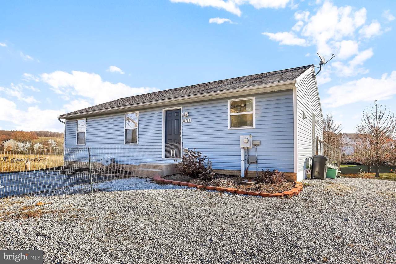 11738 Ivanhoe Drive - Photo 1