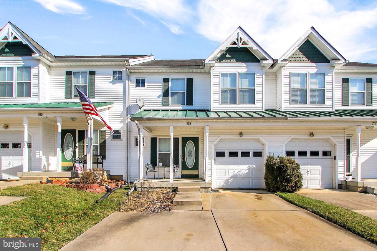 104 Canvas Place - Photo 1