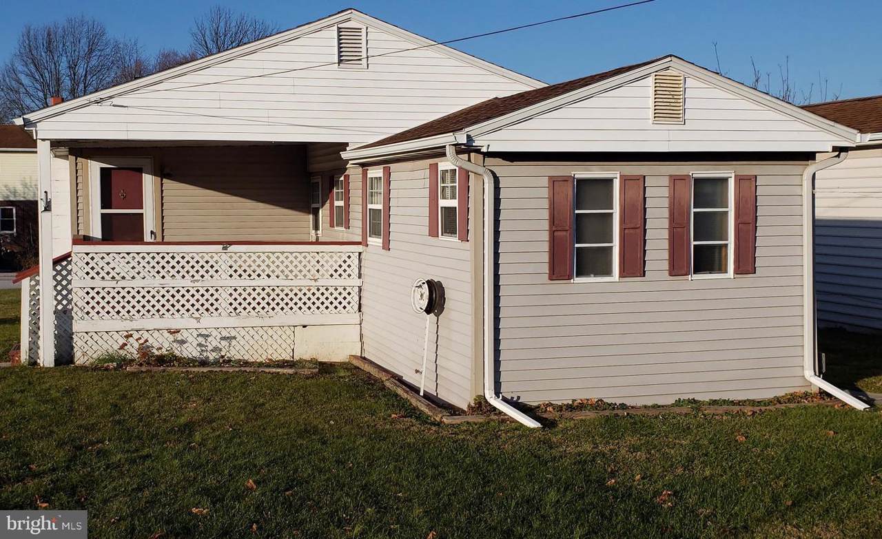 17 Heights Avenue - Photo 1