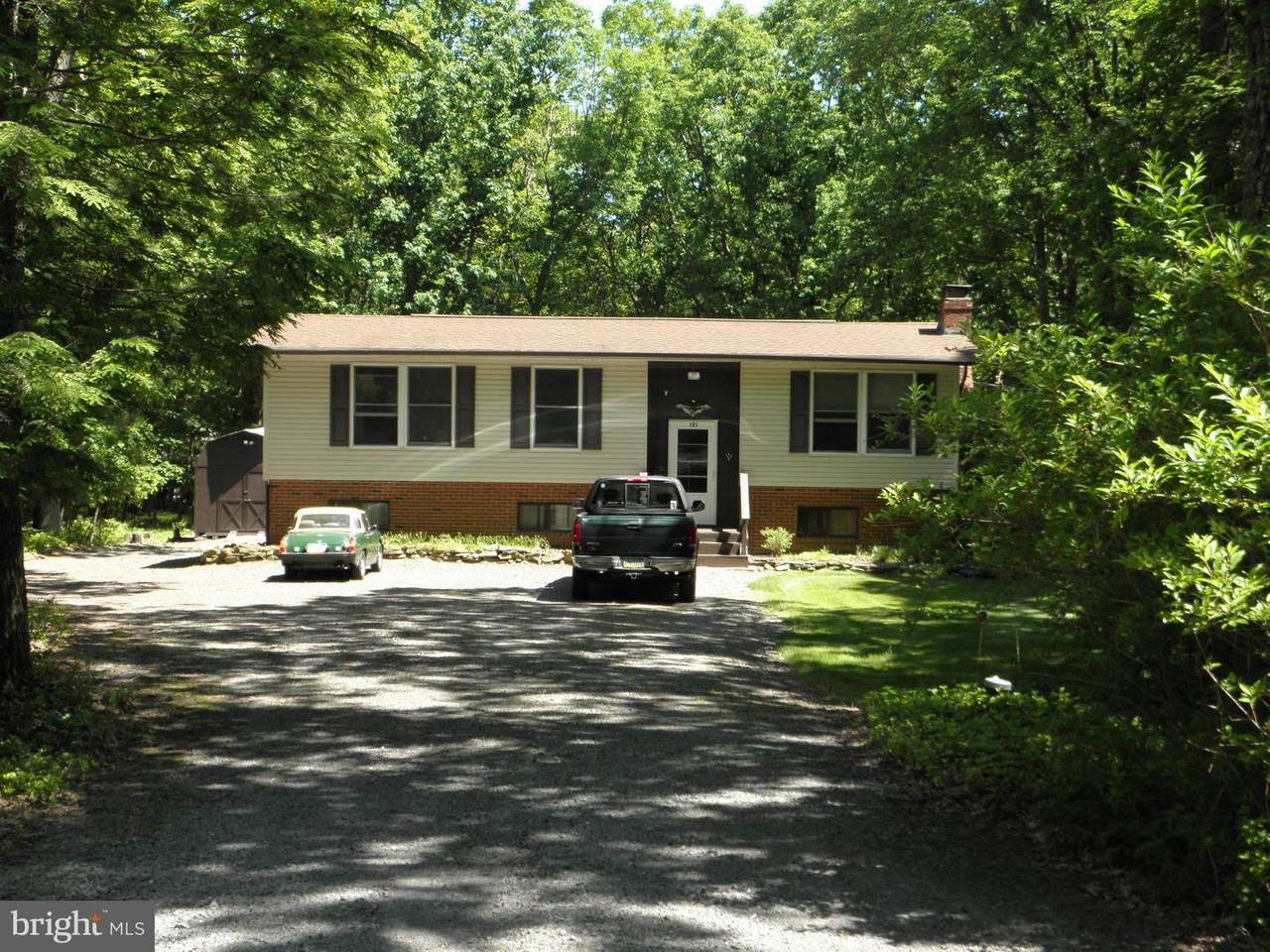 121 Honeysuckle Drive - Photo 1