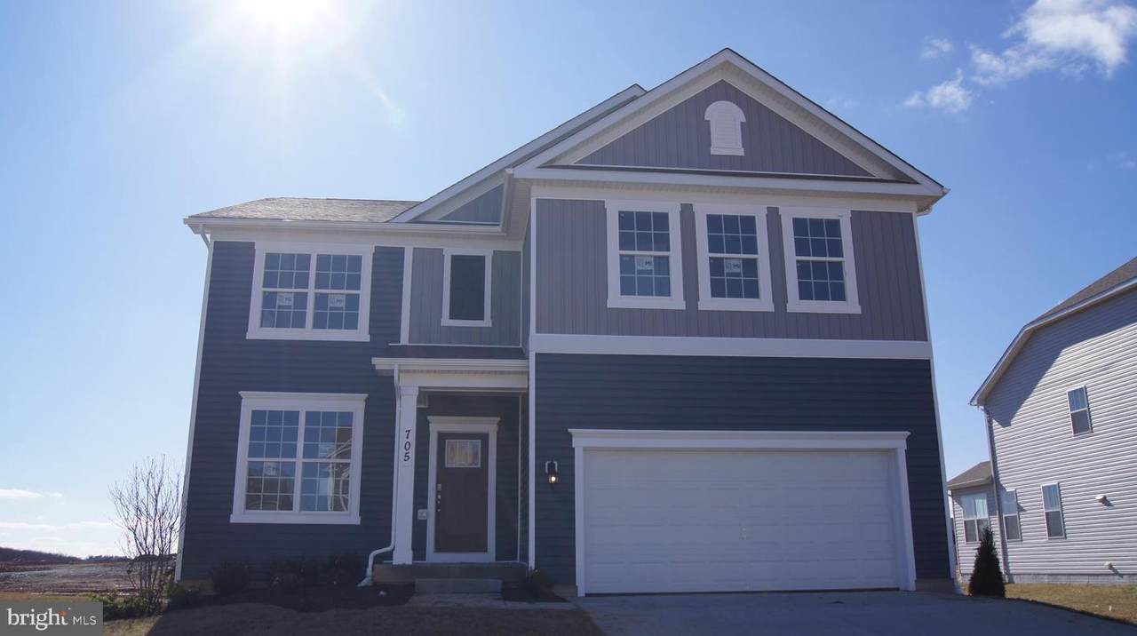 705 Scarlet Sky Drive - Photo 1