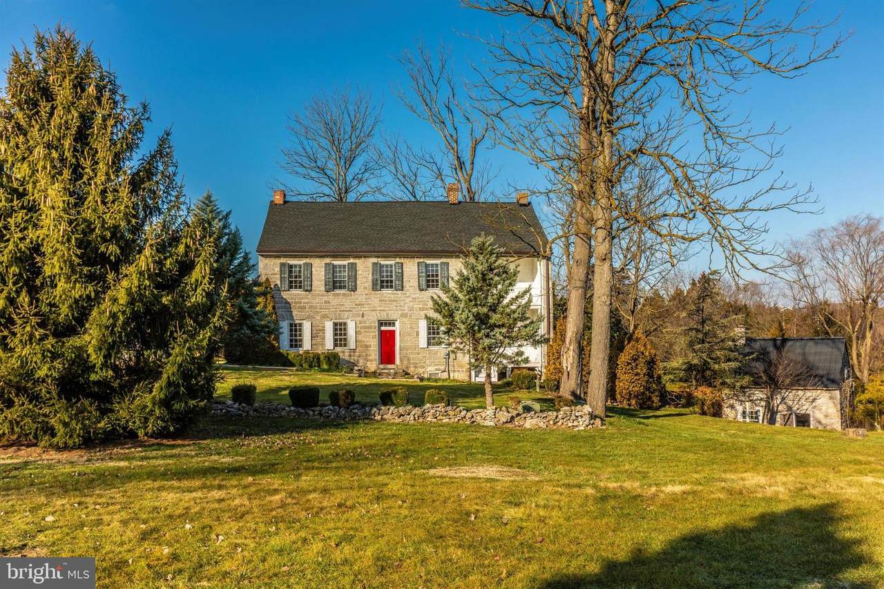 14007 Williamsport Pike - Photo 1