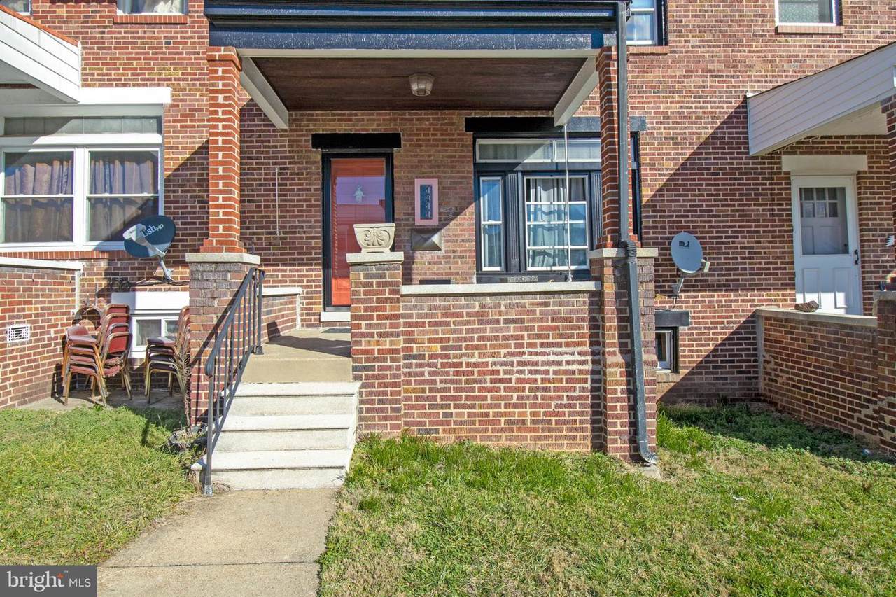 4344 Sheldon Avenue - Photo 1