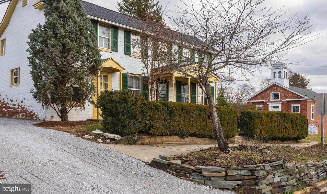 210 High Street - Photo 1