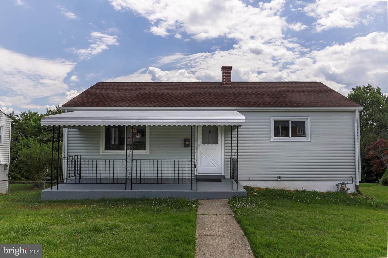 1028 Ward Street - Photo 1