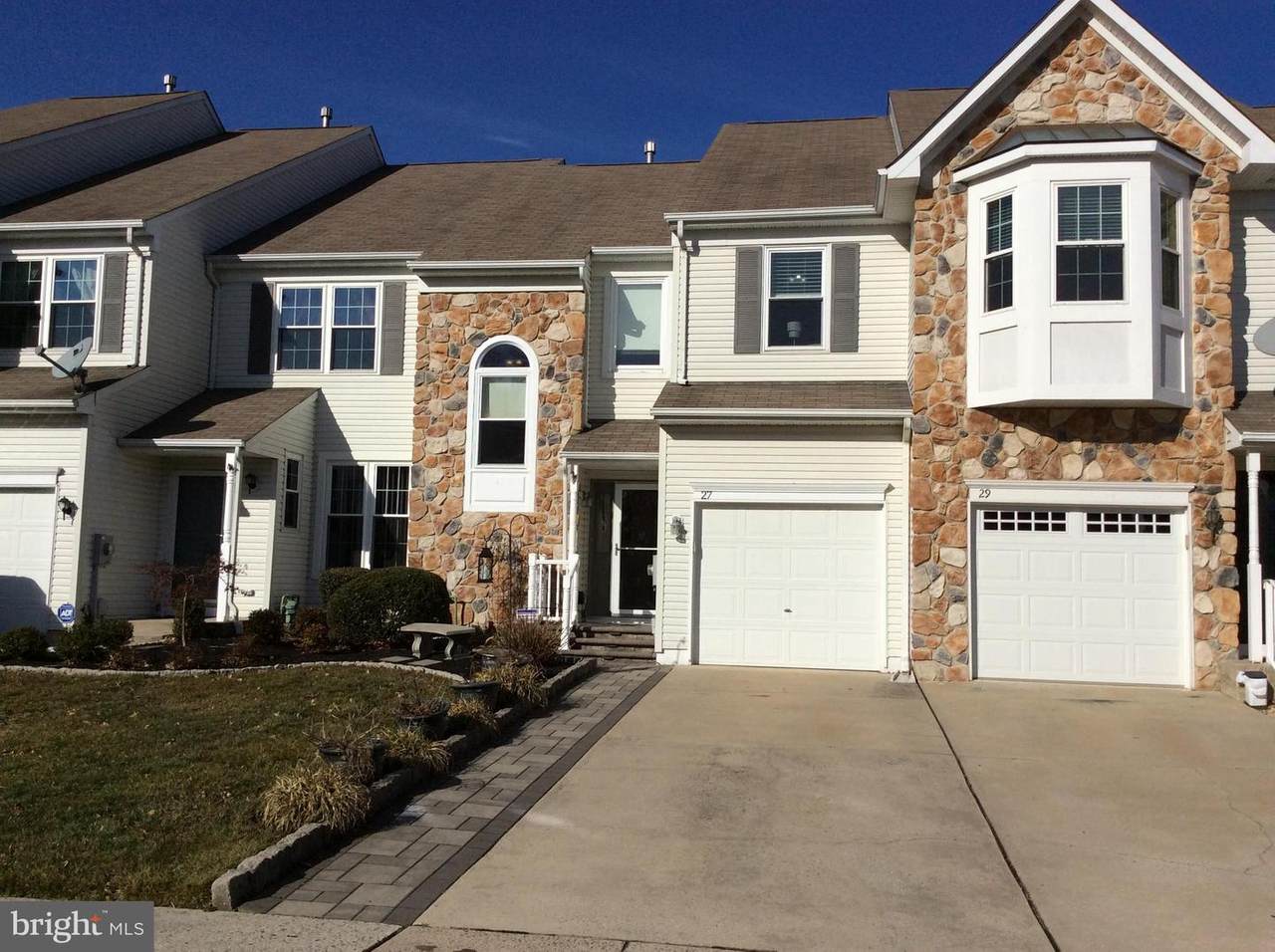 27 Threadleaf Terrace - Photo 1