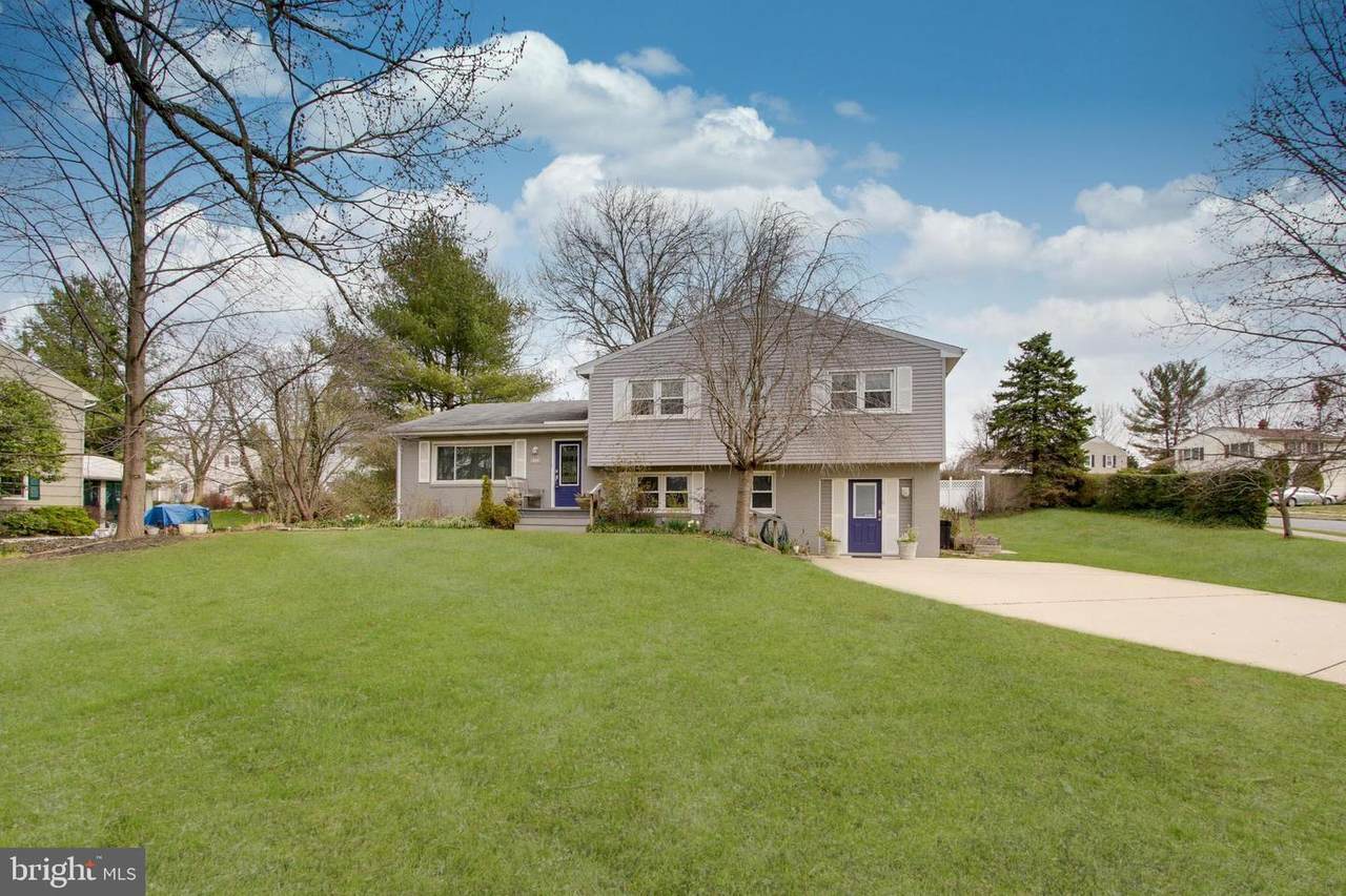 8400 Kellogg Court - Photo 1