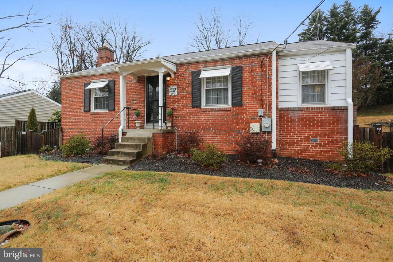 10804 Drumm Avenue - Photo 1