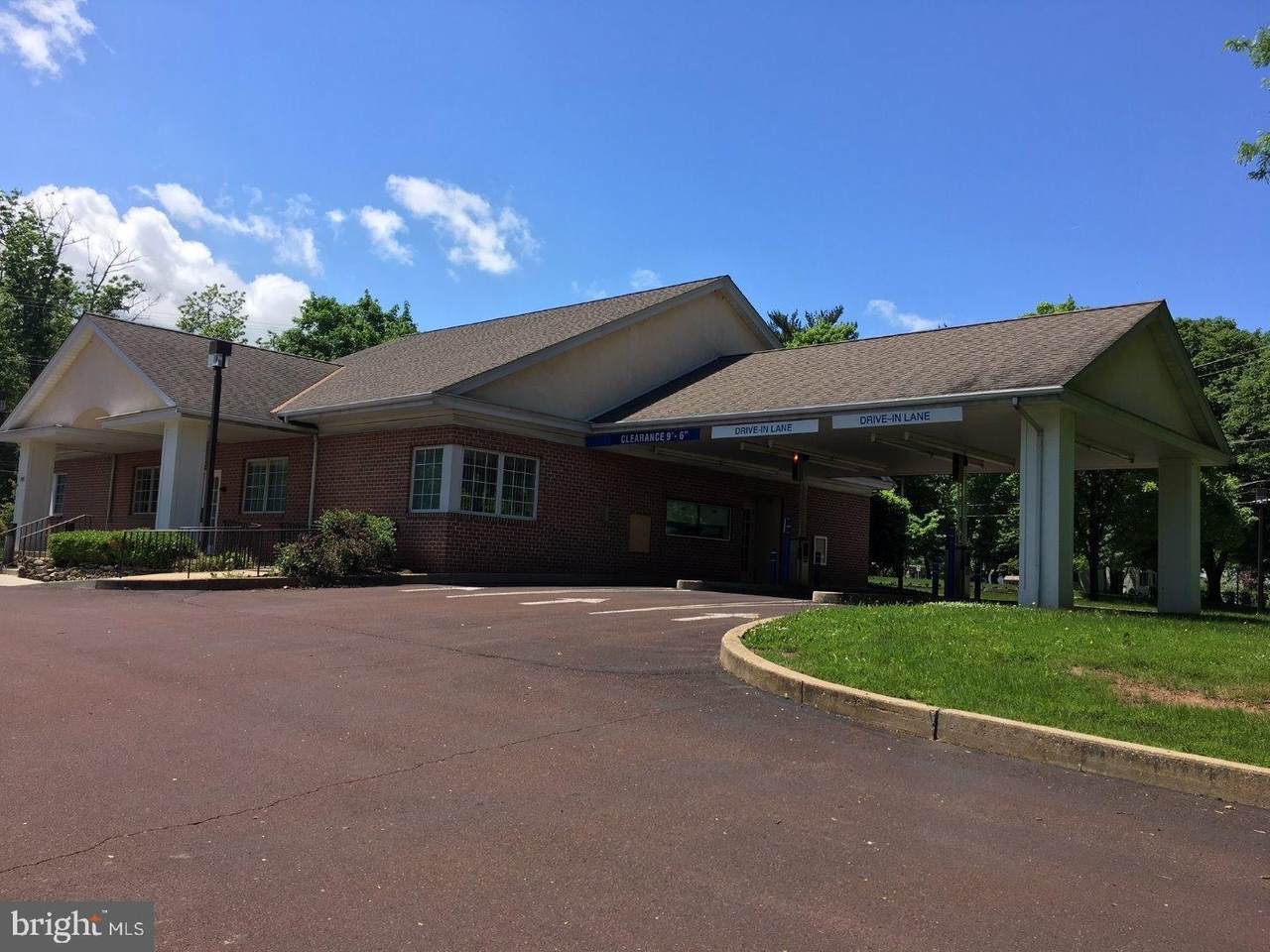 595 Main Street - Photo 1