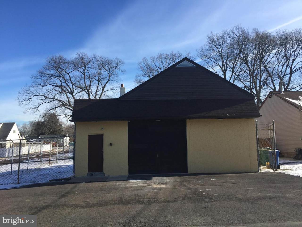 401 Linton Avenue - Photo 1