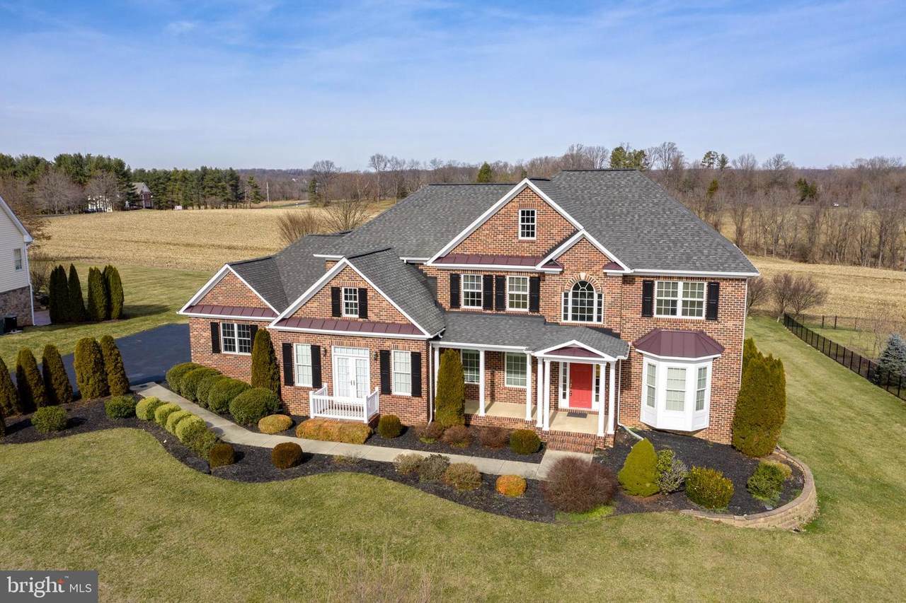 13611 Fox Stream Way - Photo 1