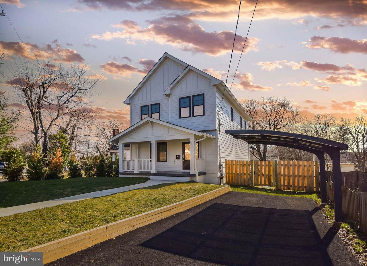 2500 2ND Road - Photo 1
