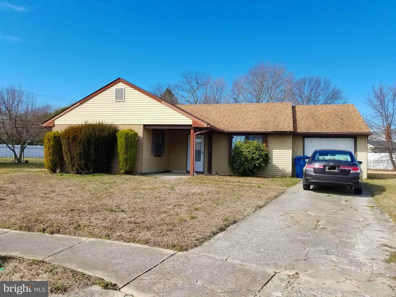917 Kingston Court - Photo 1