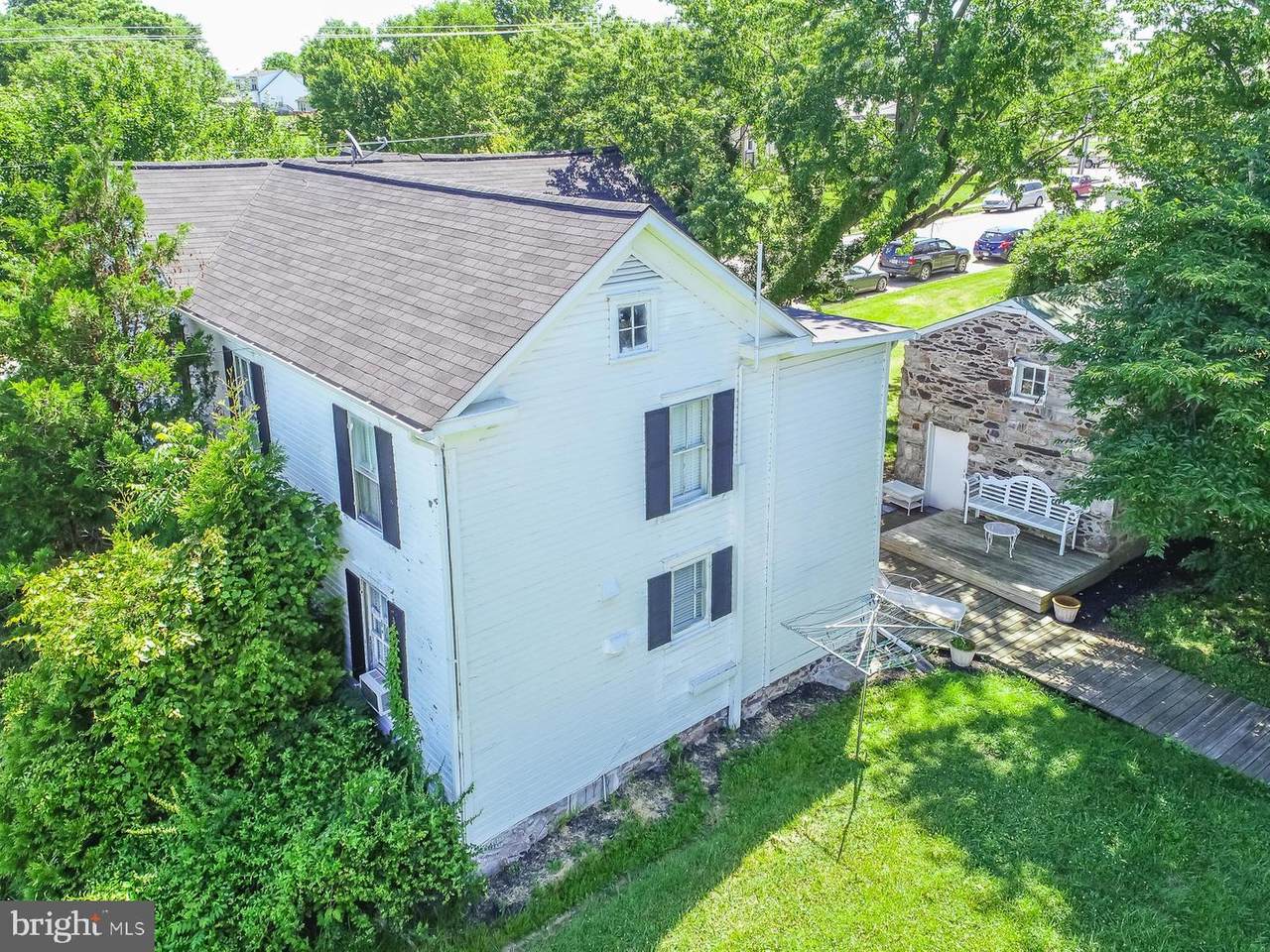 6 Broad Way - Photo 1
