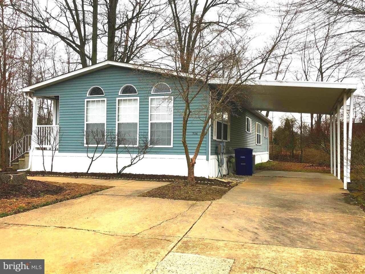 736 Sable Lane - Photo 1