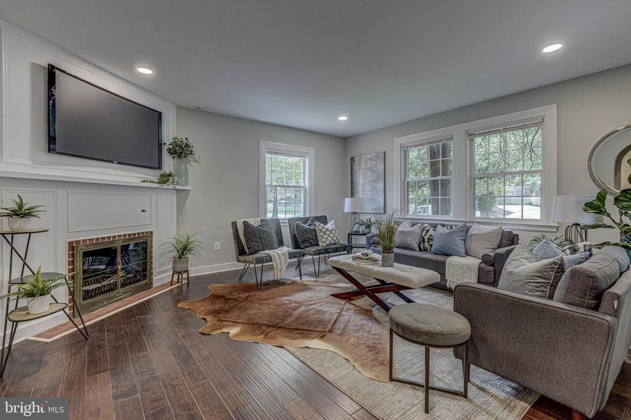 7201 York Road - Photo 1