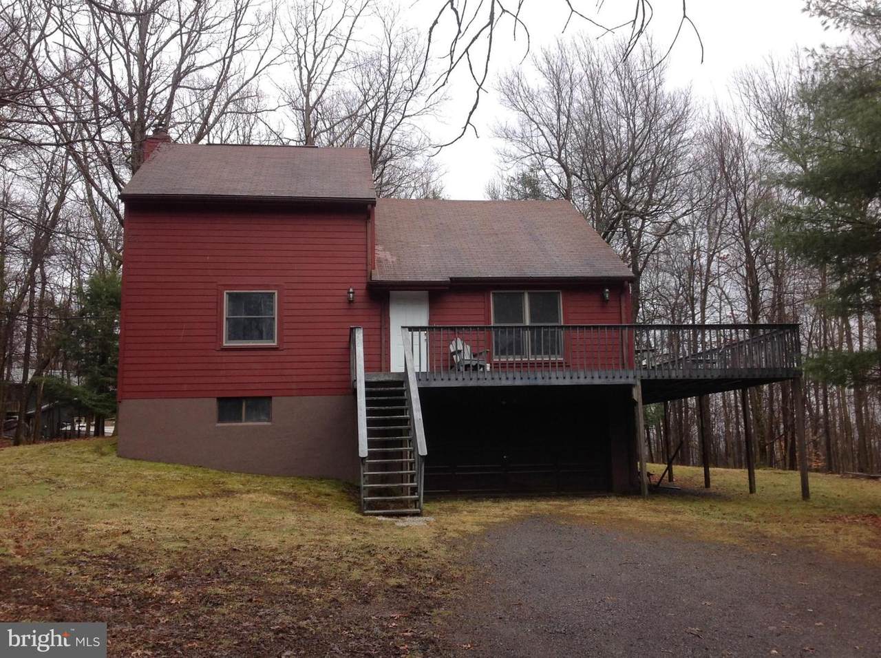 220 Summit Drive - Photo 1
