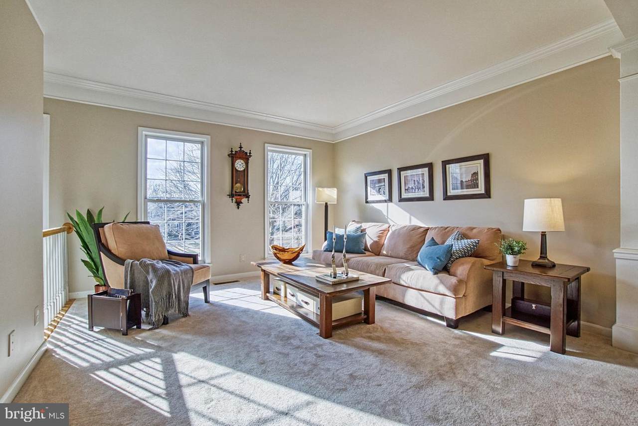 5419 Summer Leaf Lane - Photo 1