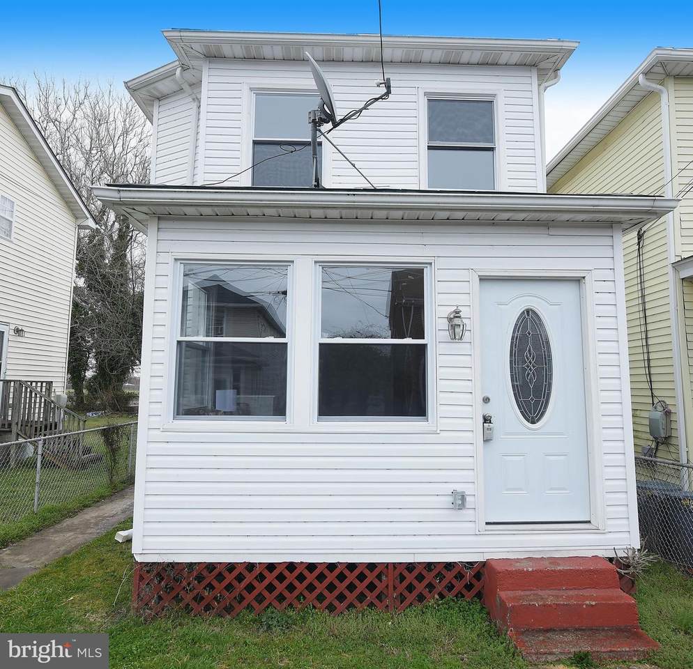 207 Sollers Point Road - Photo 1