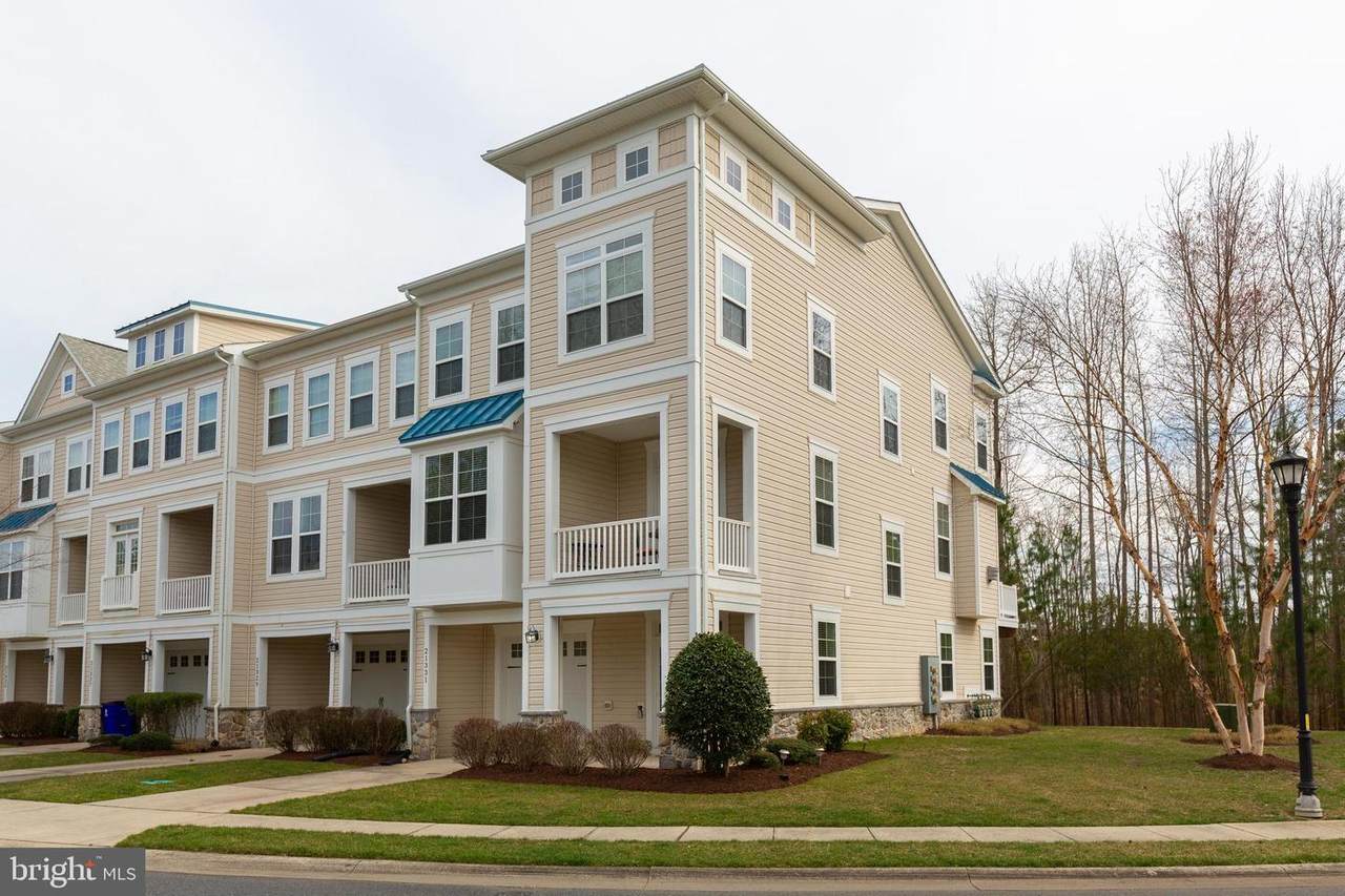 21331 Catalina Circle - Photo 1