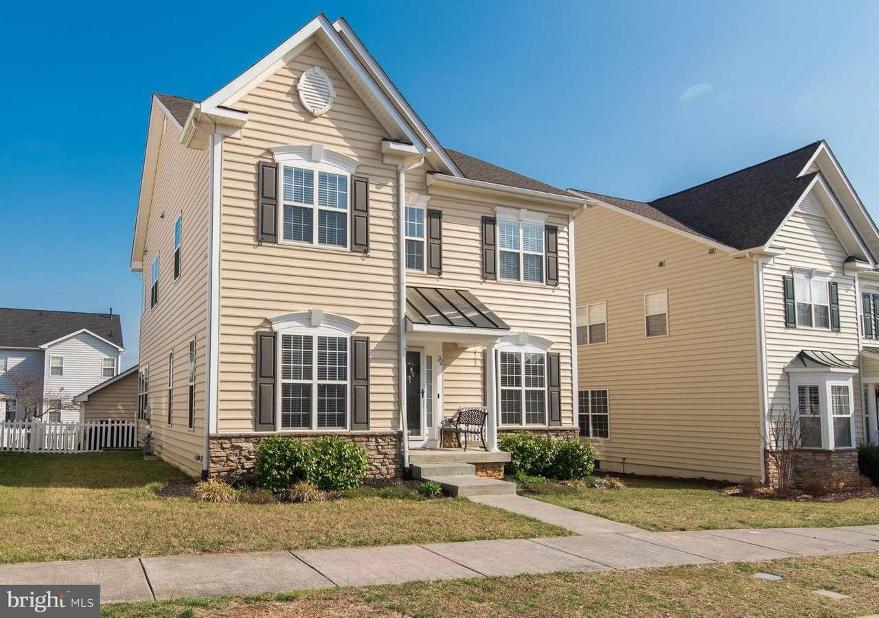 22 Colonial Drive - Photo 1