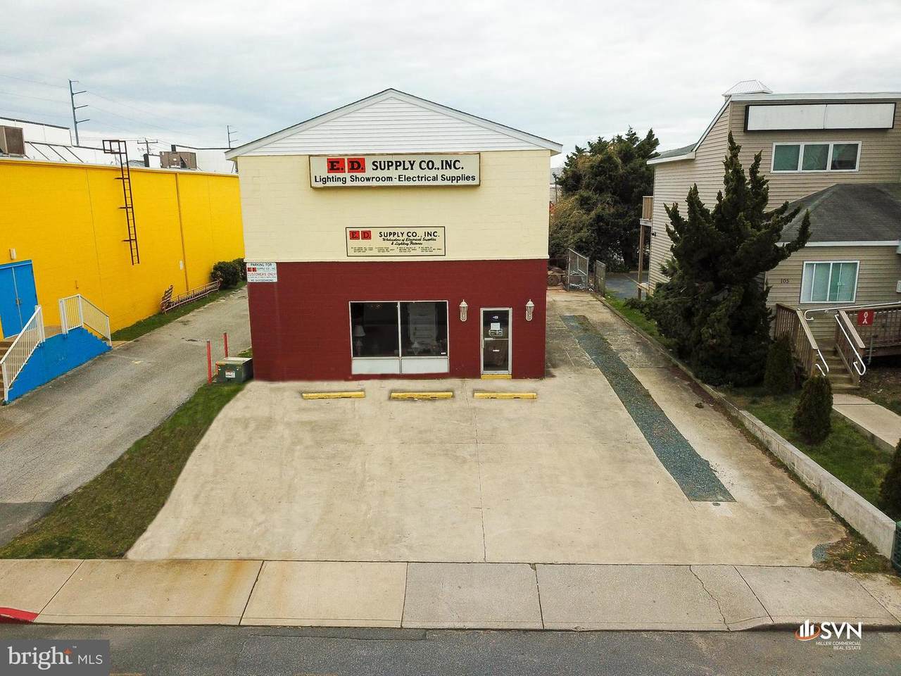 103 58TH Street - Photo 1