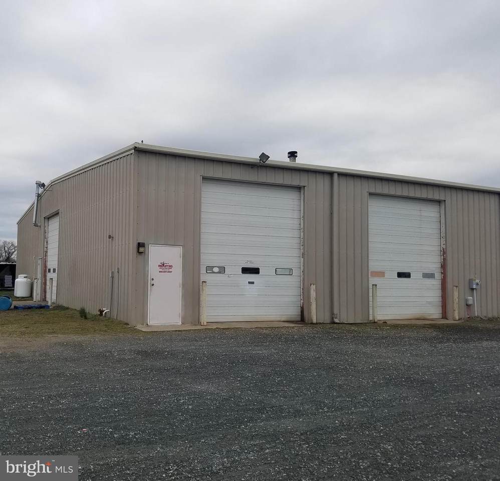 17044 Main Street - Photo 1