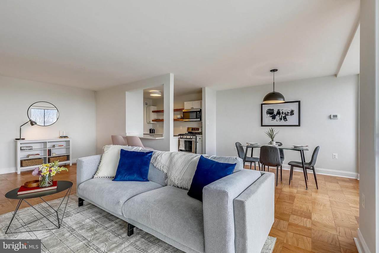 10401 Grosvenor Place - Photo 1