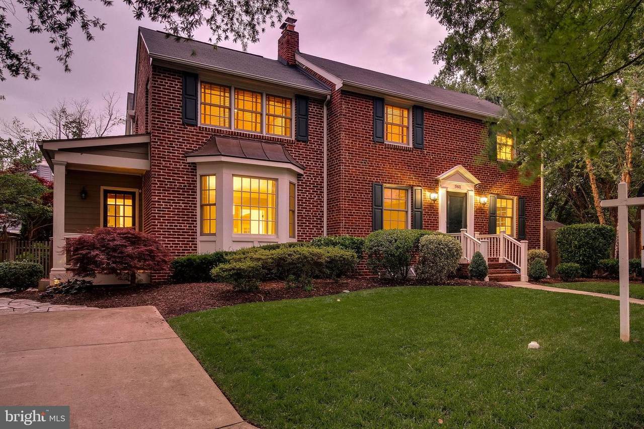 503 Ivy Circle - Photo 1